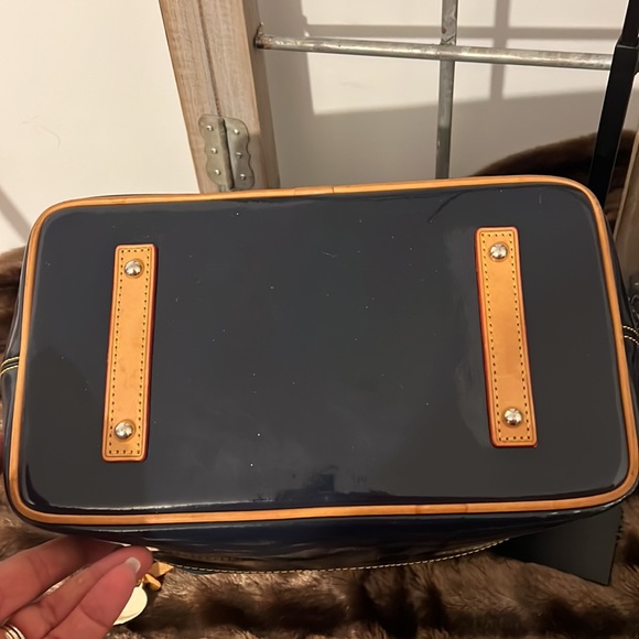 Dooney & Bourke Bag - Picture 9 of 16